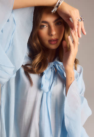 Wide Sleeve Bow Blouse