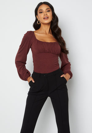 Wynona Top