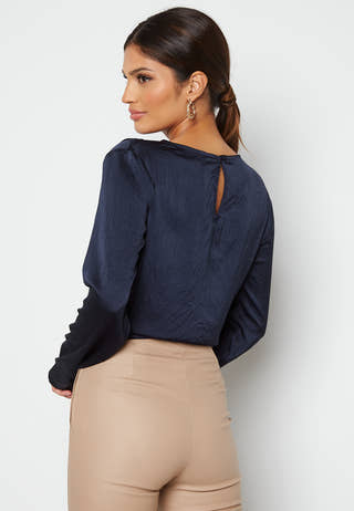 Yasmin short tie blouse