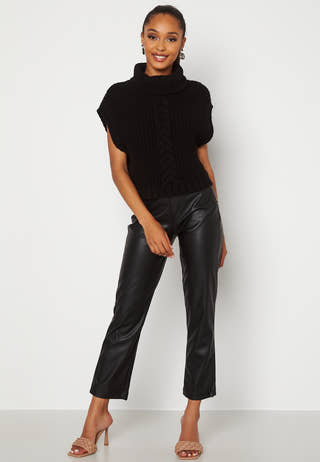 Pailin cropped PU trousers