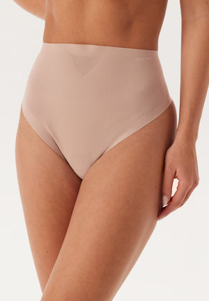 Sculpted Firm Mesh Thong