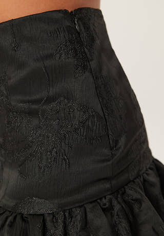 Jacquard Short Flounce Skirt