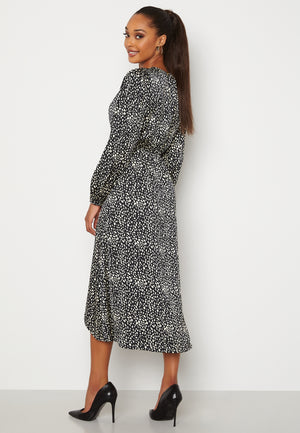 Terezia wrap dress