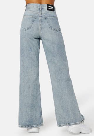 Echo Front Slit