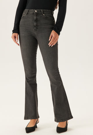 Moxy Flare Jeans