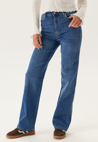 Moxy Straight Jeans