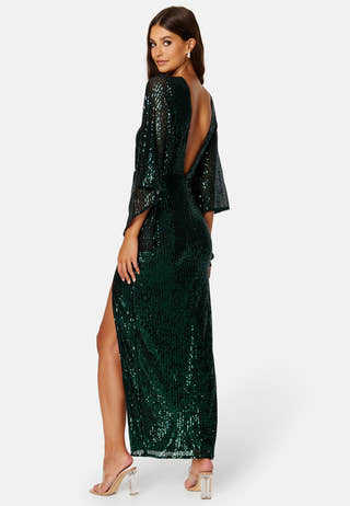 Baylee Deep V-neck Gown