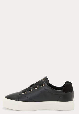 Avona Sneaker