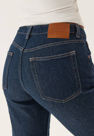 Cropped Straight Stretch Jeans