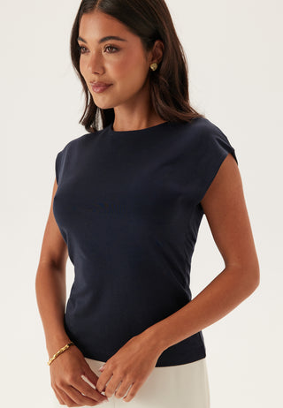 Sleeveless C-neck Jersey Top