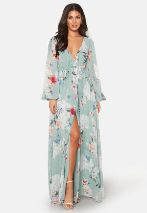 Blomstrete langermet chiffon maxikjole