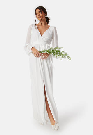 Buy White your Long ball gowns online | Bubbleroom Buy White your Long ball gowns online | Bubbleroom