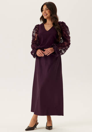 3D Floral Sleeve V-neck Top