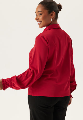 Frill skjortebluse