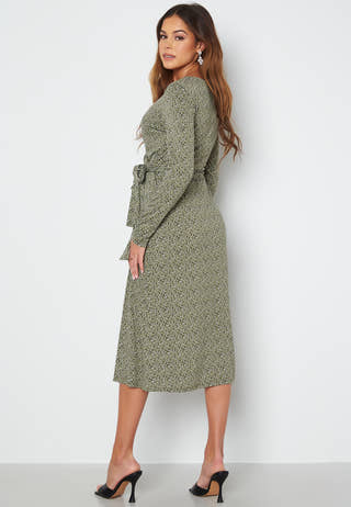 Katrine wrap dress