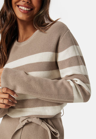 Striped O-neck  Knitted Dress