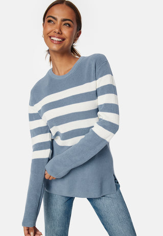 Striped O-neck  Knitted Sweater