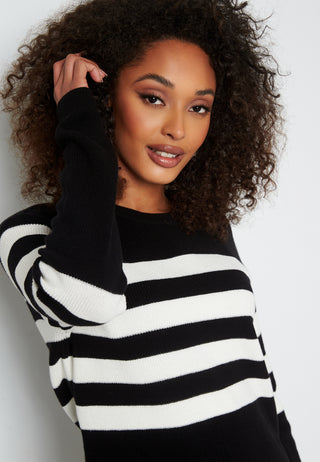 Striped O-neck  Knitted Sweater