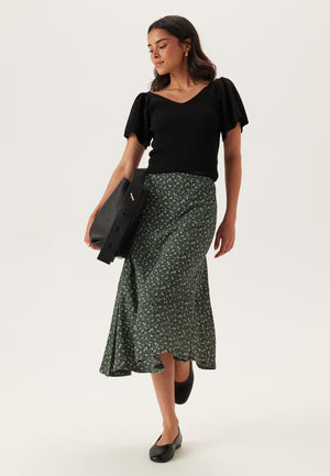 Structured Asymmetric Skirt