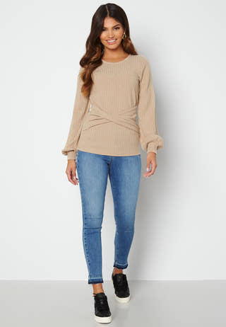 Zandra twisted top