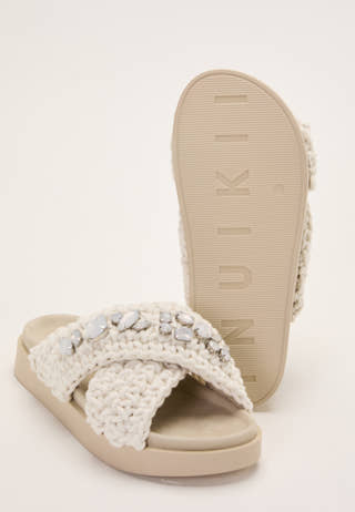 Slipper Woven Stones