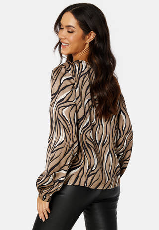 Papaya LS V-Neck Blouse