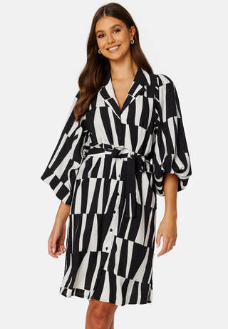 Taro 3/4 Dress