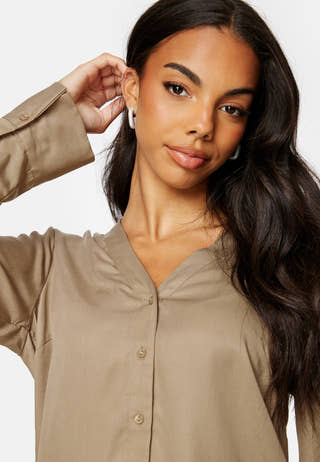Tilda L/S V-Neck Shirt