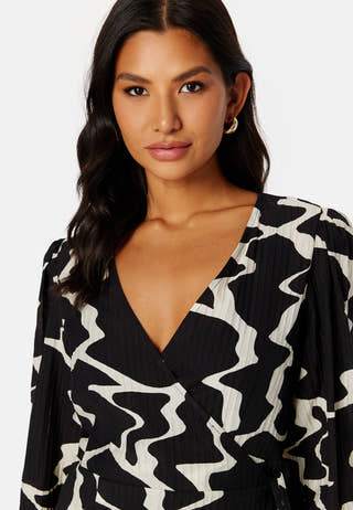 Vanja L/S Wrap Dress
