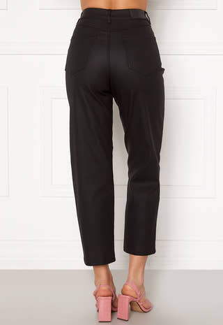 Moji Belle Coated Jeans