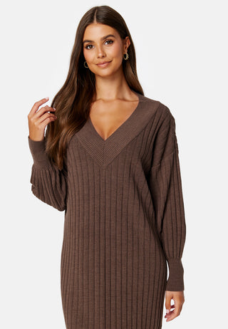 New Tessa L/S Midi V-Neck Dress