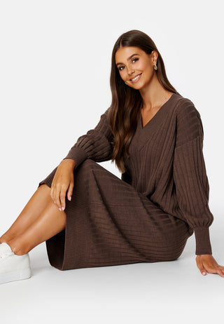 New Tessa L/S Midi V-Neck Dress