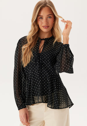 Onlisabella Ls String Top