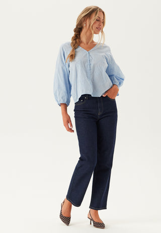 Onlzion 3/4 V-NECK EMB TOP WVN