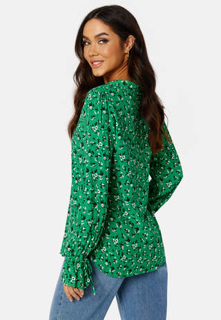 Serena L/S V-Neck Top