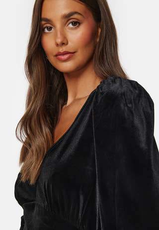 Smooth L/S V-Neck Dress