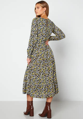 Ellia LS Midi Dress