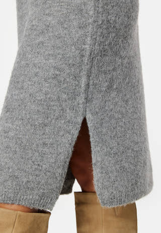 Fea LS V-Neck Knit Dress