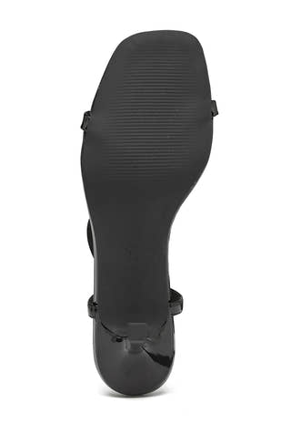 Lya Sandal