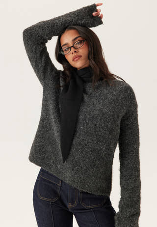 Pckomma Triangle Scarf