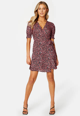 Nya 2/4 Wrap Dress