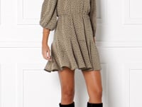 preview_images/1021047314-ab883b2022b7bb8205b1a63f91dce9bfc7e16bb5f53569dbf0cbdd24d8242987-d_200x150_a1539787-65d5-4890-a687-5025a7779954