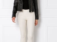 preview_images/1079031537-4a22948cc1831a593d4c1c0d8038a419adf1e1cf178364616edf68cd9f719419-d_200x150_c3b8d662-4086-428e-bc57-eb48aa5e98ae