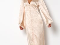 preview_images/1430435748-8b20d2dff8116328b56f01c8e8e5cb003beab13924f23643be622e543f6aeb8f-d_200x150_e02354e9-25cc-4ca6-88e5-4a51743c995c