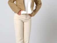 preview_images/1973629395-2e48097fe019922b403ea47d15408791a53025cf48a50866a853f3c816c5fa74-d_200x150_485a2ac5-497e-4285-bada-a3553050bee8