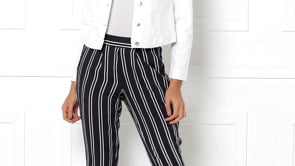 preview_images/729697750-31fbcae9043e3e174e231109d59ffa750908437cf45256d209323a47a185e8b9-d_295x166_5e9aec4a-eb23-4239-aff5-6fea05ab5ebf