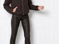 preview_images/974255490-249d896afe74cb1b35a17fee94a8ea58892e5ea224802eb179187457b57813e5-d_200x150_0ef6e5e9-2cad-45b1-b6b6-003f7c2e7d4f