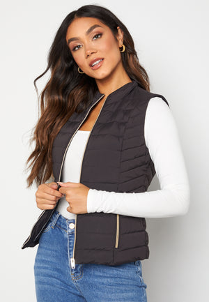 Maia Vest