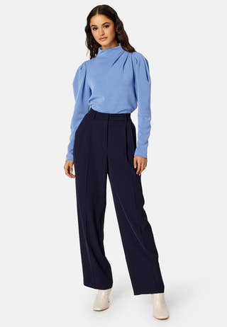 Fenja LS T-Neck Top