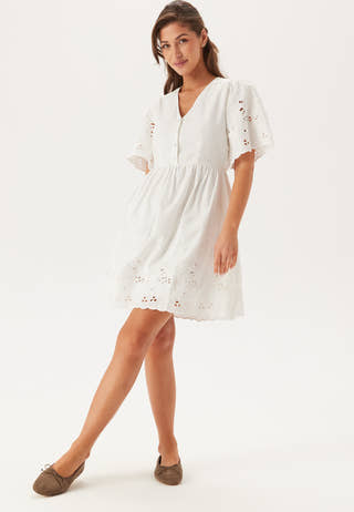 Slfdahlia Ss Short Broderi Dre